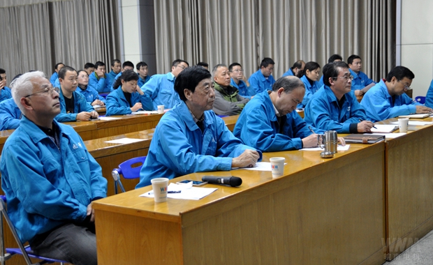 董事長陳根喜、總經(jīng)理陳學(xué)鋒等公司高層出席論壇