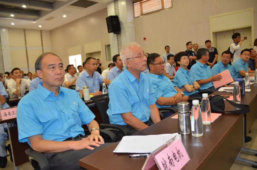 皖南電機：皖南電機：參加省質量獎評審的公司領導 公司代表在省質量獎答辯會現(xiàn)場